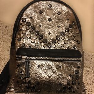 MCM stark backpack in M studded visetos